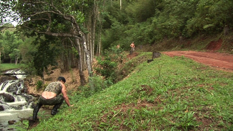 Male Dream: Musculosos militares chupando duro e cavalgando pau