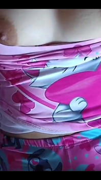 Colombian Girl Showing Her Tits