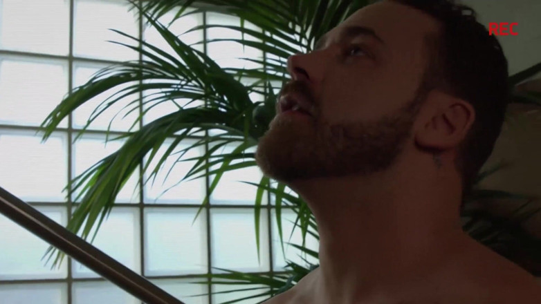 Masqulin: Masqulin gay studs Logan Moore and Scott Miller bareback