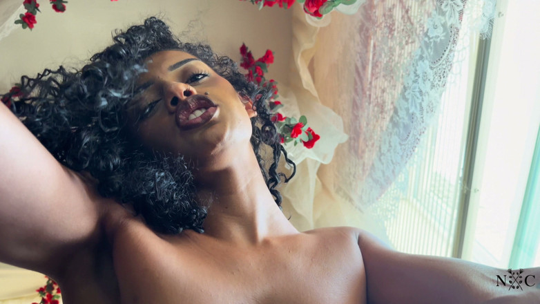 Natasha Carter: Tarde rapidinha com sua namorada negra