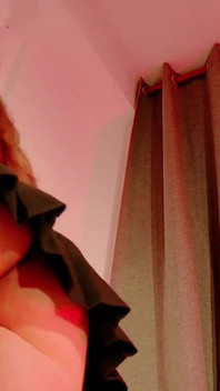 My Cute Girlfriend Sends Me a POV of Her Nice Natural Breasts and Big Thighs