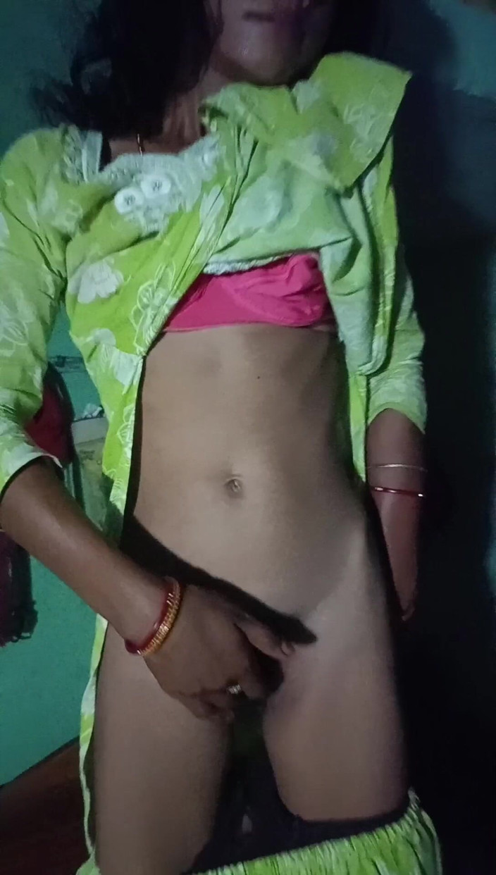 Puspukumarihyna: Local Girl