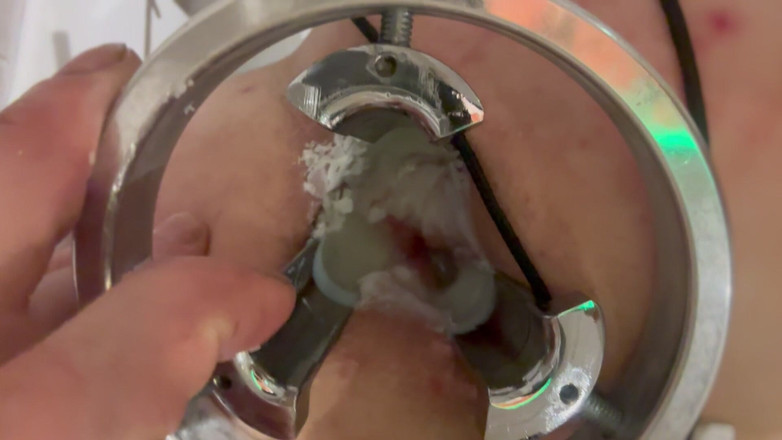 No limit cbt slave: Turnând Ceară Fierbinte De Lumânare În Fund