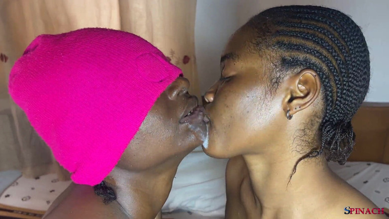 Spinach: I Fuck My Stepsis Strap-on and Make Her Squirt