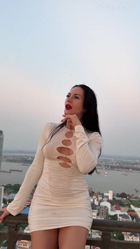 Berkelip pepek di luar, kencing di dalam kaca, ludah, ahegao, pancutan palsu pada tetek saya & badan
