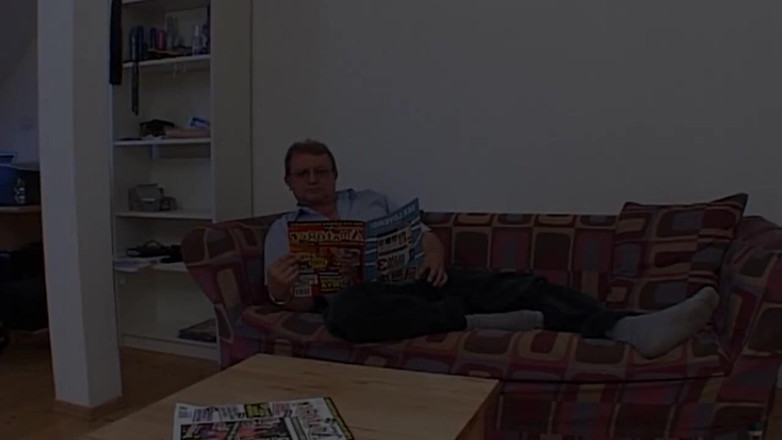 Milf X: Hospodyňku ošuká špinavý stařík