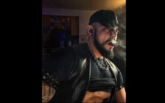 Пізня ніч, велике кільце..