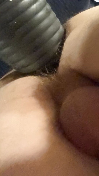 Haggy Baggy: Mlácení zadními dveřmi Haggy Baggy mašina