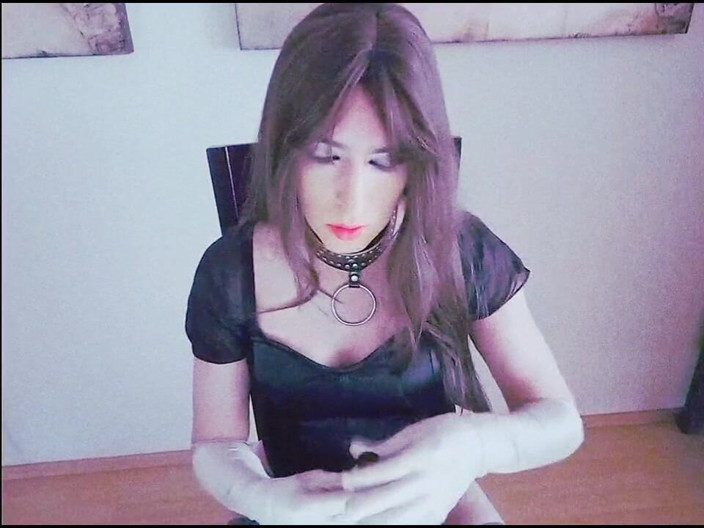 Tammy sissy slave: Tammysissy Masturbating Again
