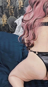A MILF Sexy Dessa Dildo Vibra Sua Buceta Molhada E Aberta