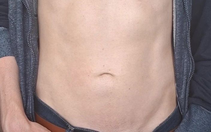 Dexterxxlfun: Seksi sıska genç kız babasının elinden sağıyor