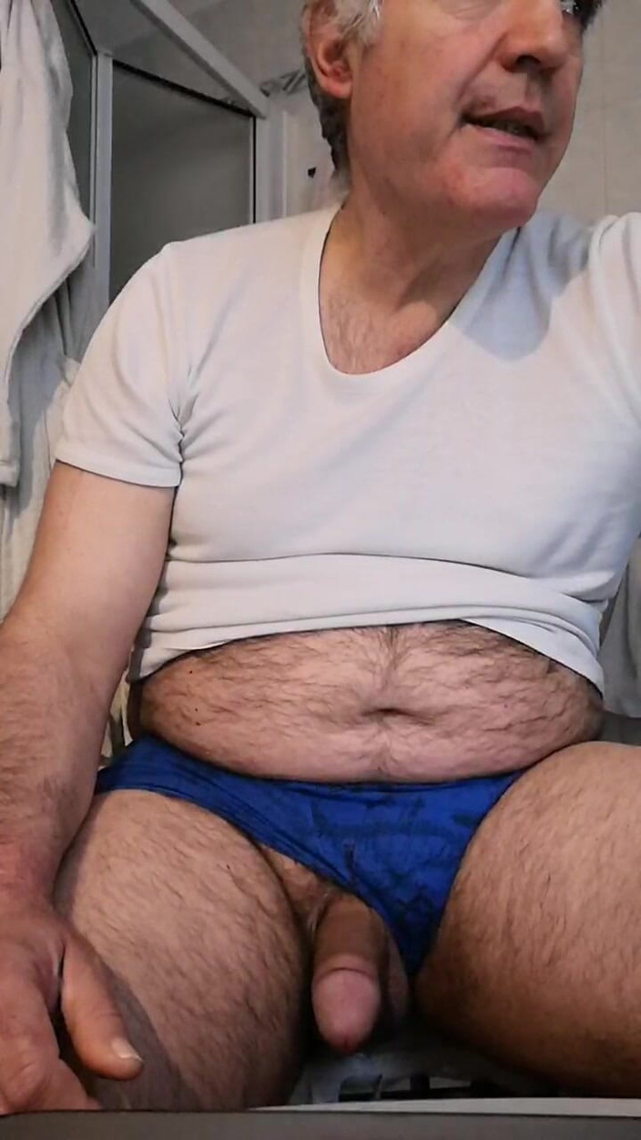 Setesesso7: Ich masturbiere meinen haarigen Arsch und masturbiere meinen harten Schwanz!