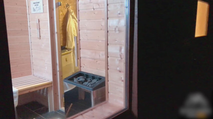 OutfallingSex: Mastürbasyon yaparken şaşırıyor