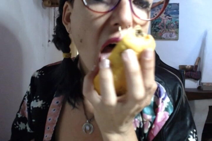 Goddess Maya: ソロMILF