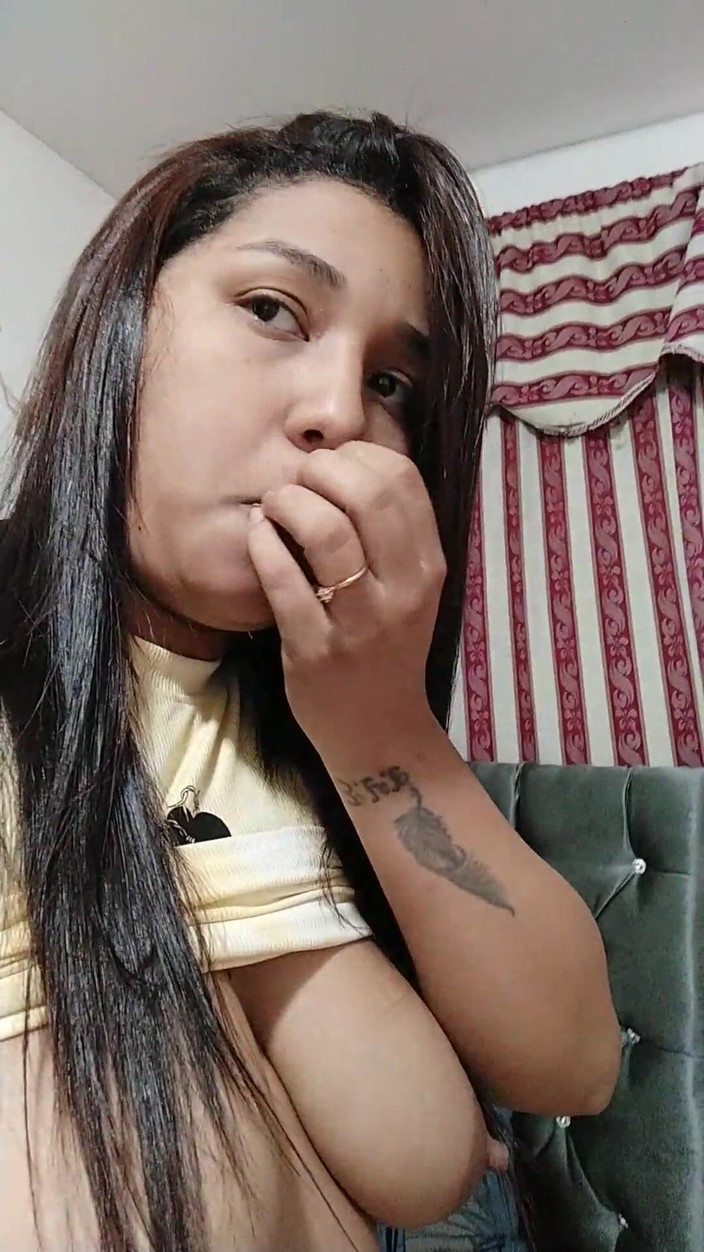 Pikaa6: 18歳のブルネットの大きな垂れ下がったおっぱいからニューヨーク米国クソ彼女のstepbrotherの大きなディック良い男