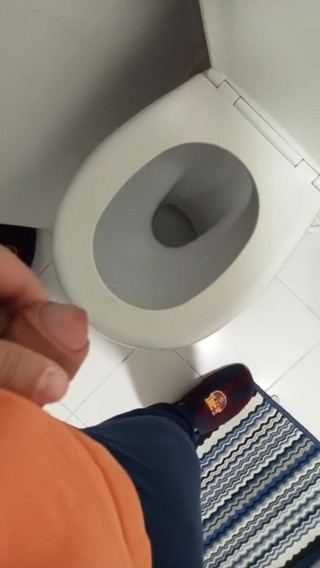 Romanian couple: My dick is pissed