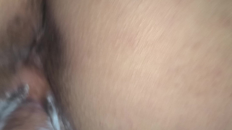 AngyAmazon: 私の寝取られが彼の小さなチンポをこすり、正常位で私を乱暴に犯すまで