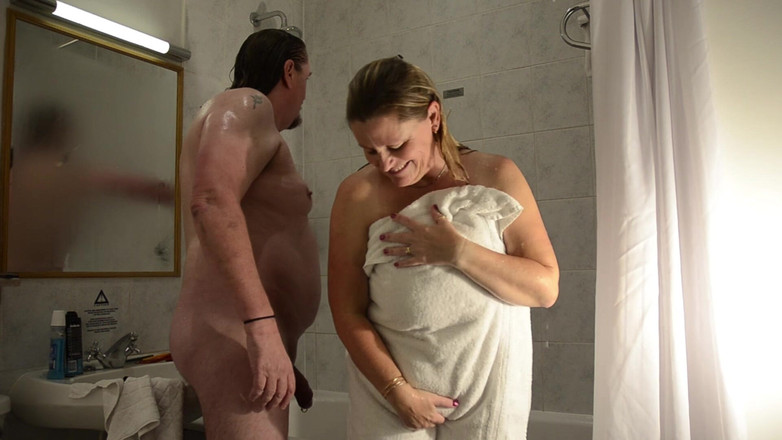 J Peters adult: Ms Marie dan Perawatan Hotel