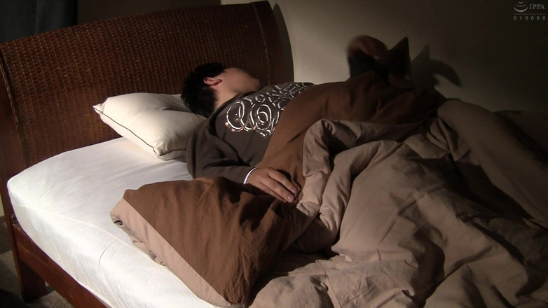 Vulture: 迷人的高挑熟女