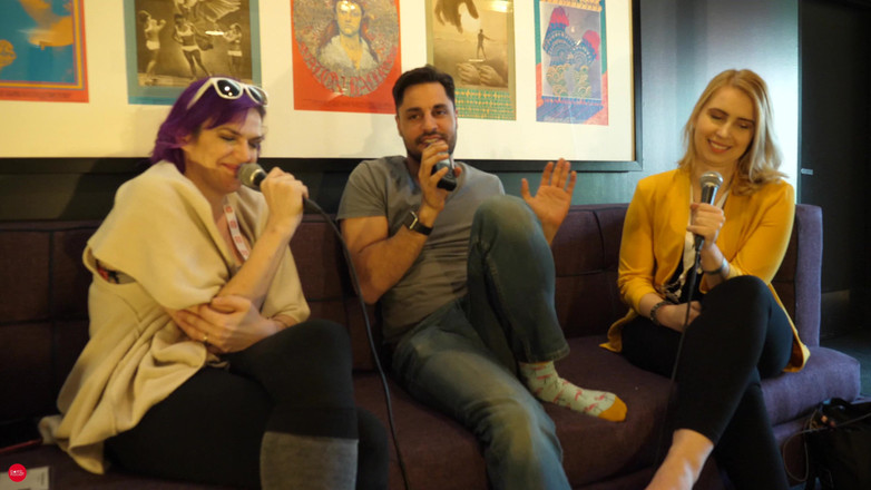 Comma D Productions: Ep 161| Due ragazze un Mic | Episodio completo | Le pornostar sono...