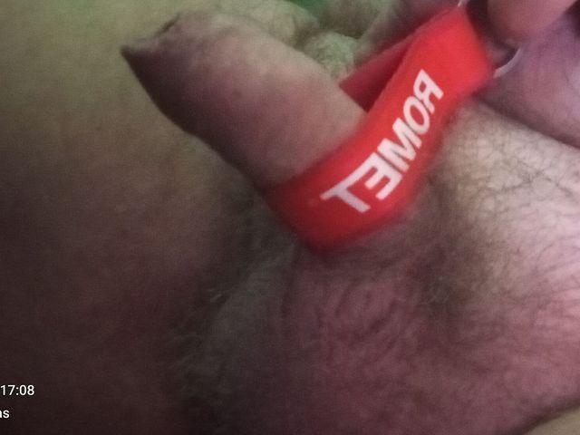 Flaccid Cock Before Play (Jerking Perv)