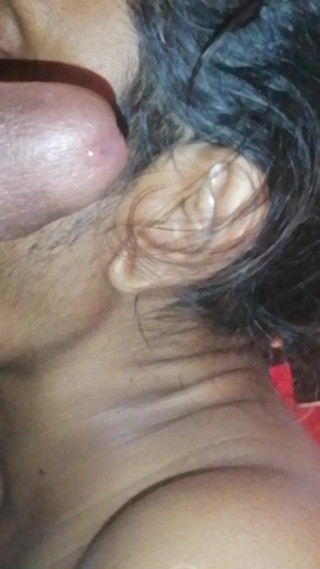 Tina Baby: 我的女仆有有趣的吮吸习惯