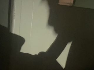 Purge Hefner: Shadow Head na garganta