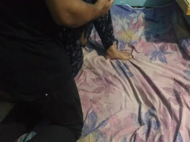 Aria Mia: Awek Indonesia dapat kaki Ache semasa melompat di atas katil,...