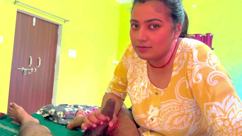 Hotty_ragini: Stiefschweine von mir gefickt, sie will 2000 für die Reparatur ihres...