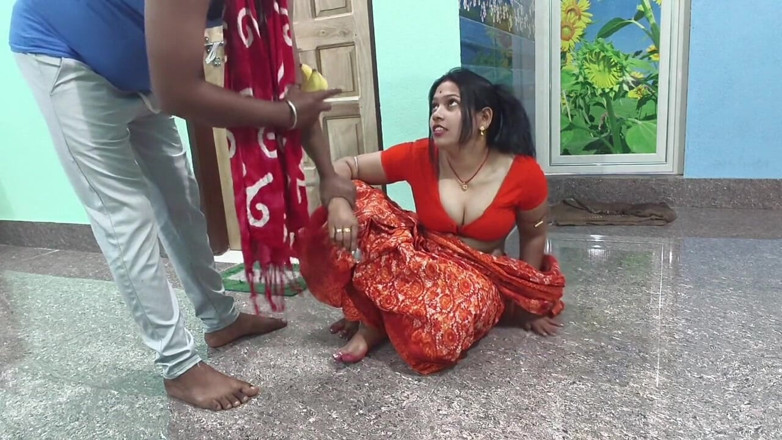Sona bhabhi: Schöne indische bengalische sari Wali bhabhi gesichtsfick blowjob sperma im...