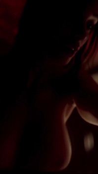 จินตนาการมืดของ Sofia เมียที่เงี่ยนไม่ได้ของกู (เย็ด Dracula) parte 2