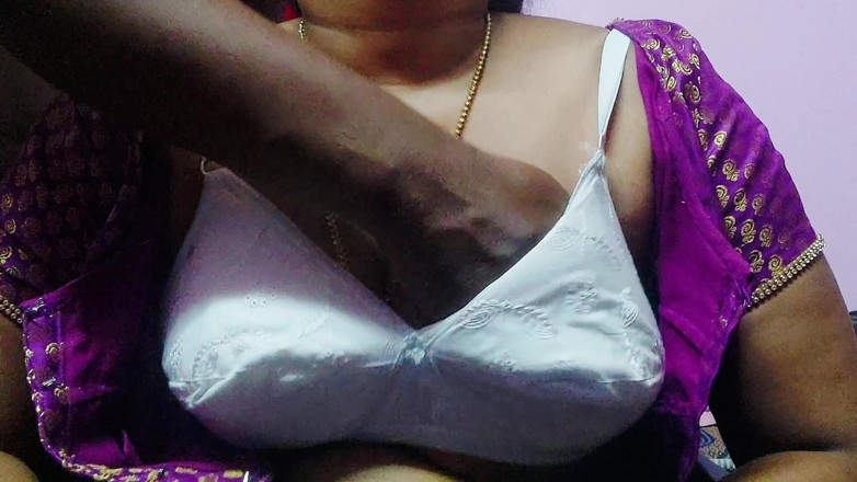 Desi Mohini: Desi bhabhi mohini romantischer honigmond