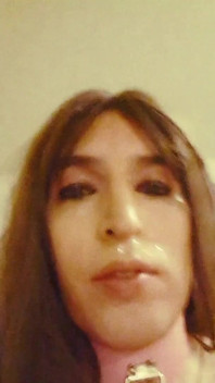 Tammysissy se filmează pe Grout