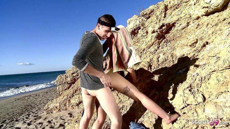 Full porn collection: Nevlastní bratr s tlustým ptákem šuká roztomilou teenagerku Jessicu na pláži