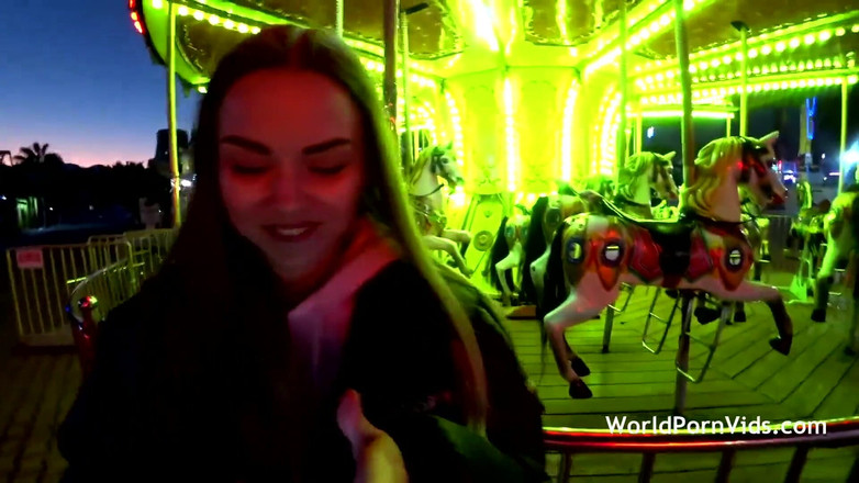 Selected worldwide porn: 집에서 섹스로 끝나는 재미있는 데이트