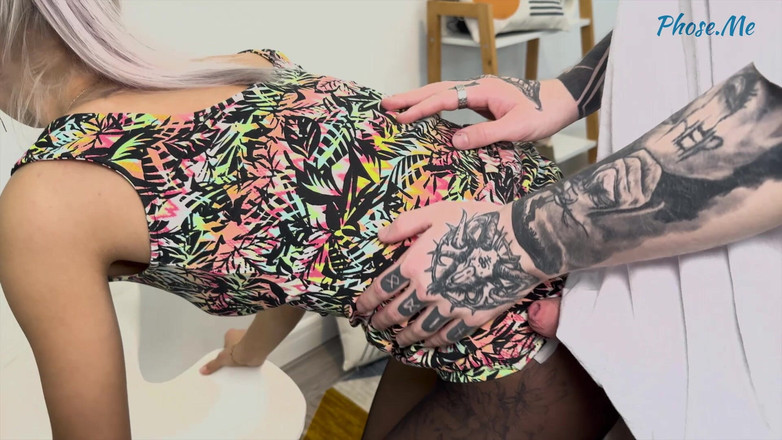 Pantyhose me porn videos: Katty Fox Dostane hardcore anální šukání v roztrhaných punčochách