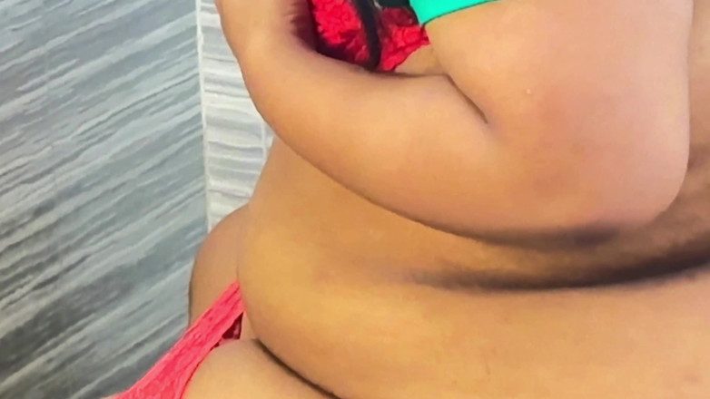 Aria Mia: Kongkek kasar di bilik air! -Merangkap