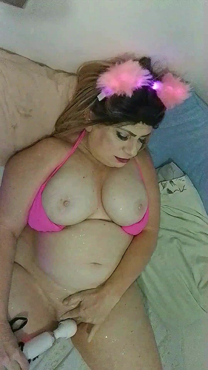 UtopianHumor507: Precies wat ze vandaag deed om deze twee goed bedeelde...