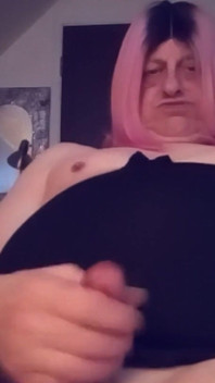 Patti Xdresser Handjob