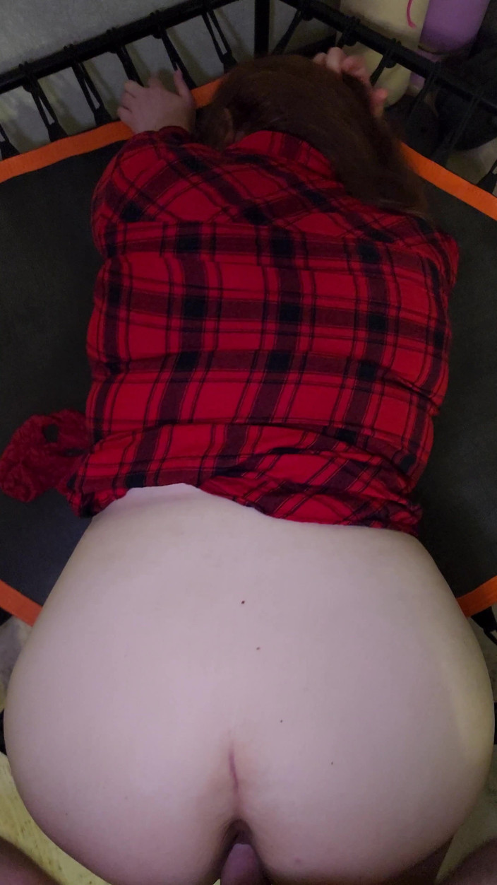 Peach Desert: Sex with a Curvy Redheaded MILF and a Creampie in...