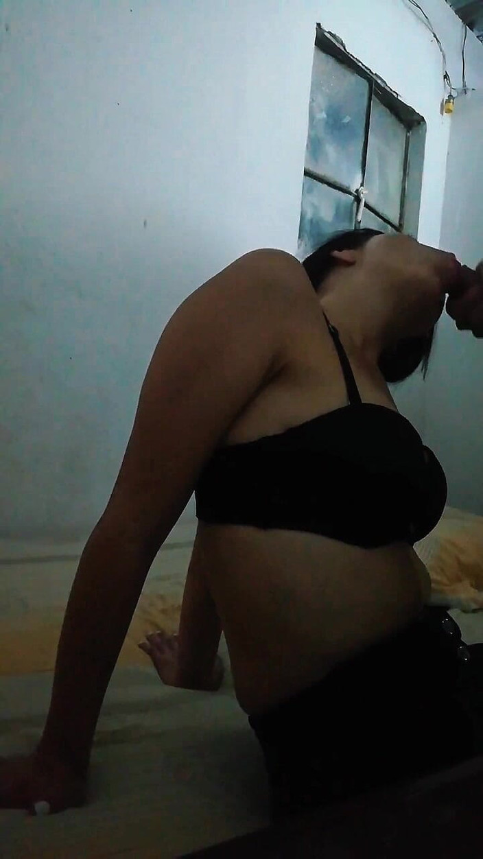 Crisanto999: चूसना और दूध निकालना