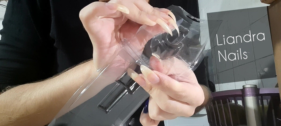 Goddess Li: Liandranails gegen harter Kunststoff