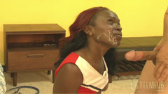 8TeenHub: Tato ebenová roztleskávačka podstoupí důkladné vyšetření