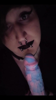 Gothicc Greya