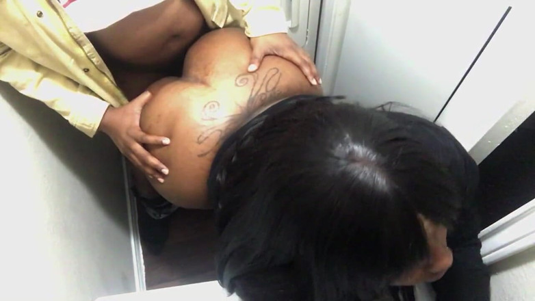 Exclusive Dirty Diana: Grandes placeres de twerking