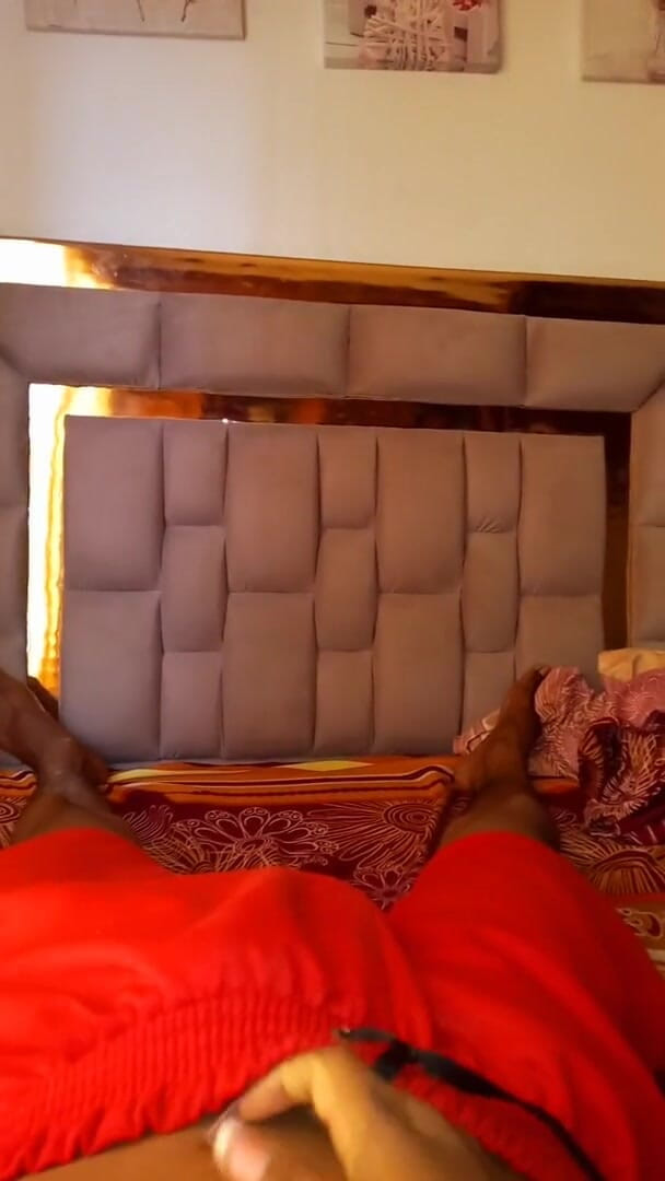 AndreaAndJean: Извращенная сводная сестра хочет трахаться сейчас!