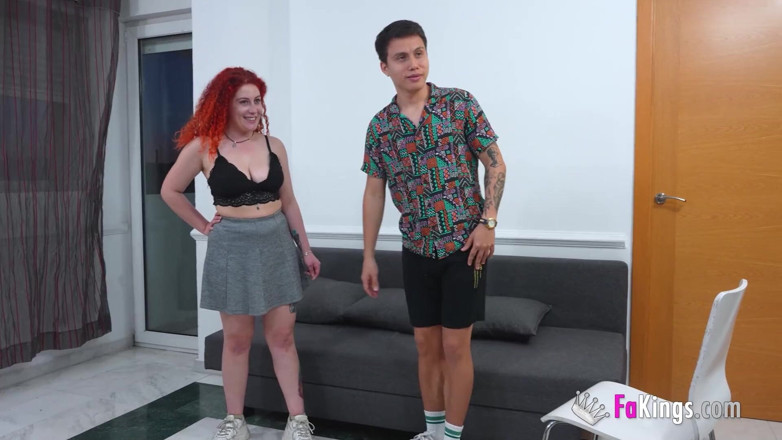 FAKings: Španělský zpěvák nyní natáčí porno videa. Zrzka Lidia Crespo Je...