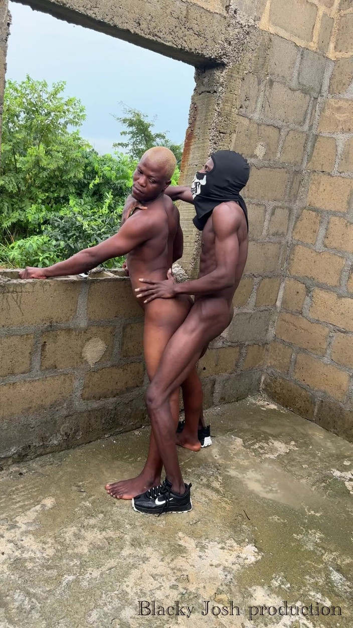 Iamsammy282: Outdoor with Fatass Manly Bottom