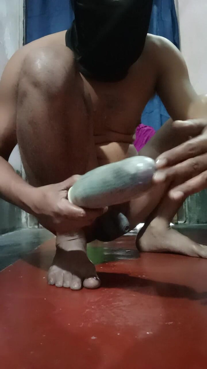 Kamu: Anal comenzó a follar