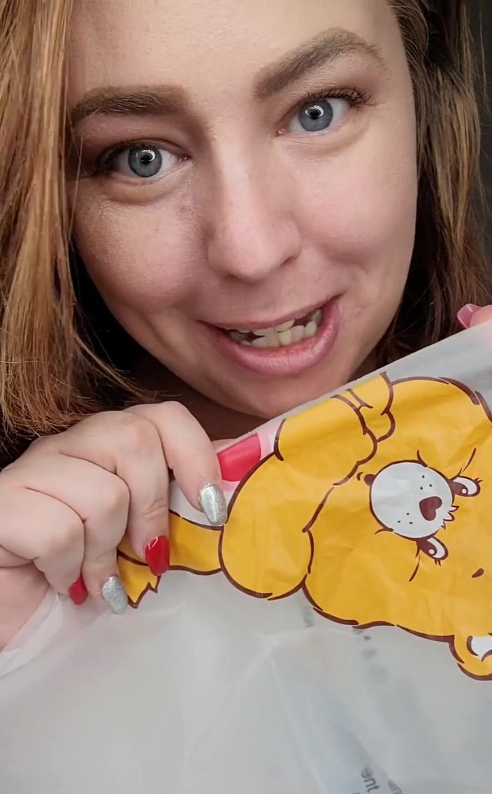 KinkyKatie: Goditi il nuovo video del mio culo